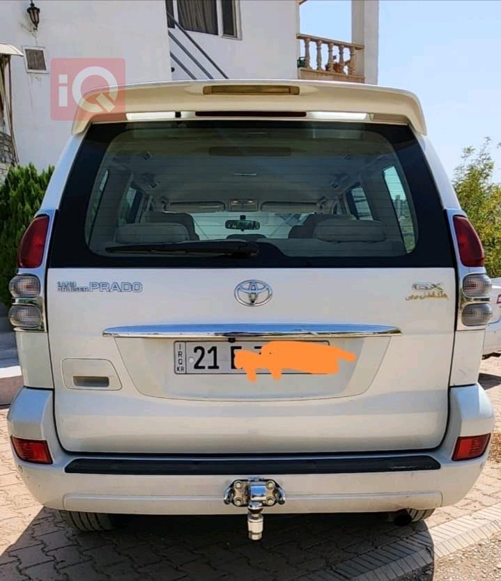 تۆیۆتا لاندكروزر پرادۆ